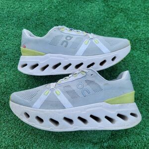 On Cloudsurfer Next - Women's running shoes - Size 8.5